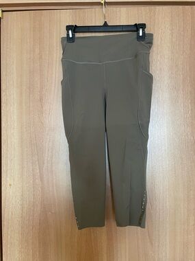 lululemon athletica Olive Cropped High-Rise Leggings with Stud Detail